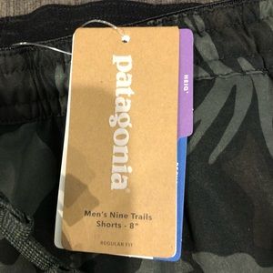Men’s Patagonia trail shorts. Size large.